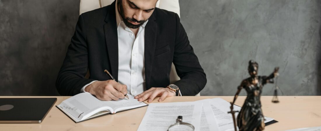 Como Atender um Cliente Sem Se Embananar